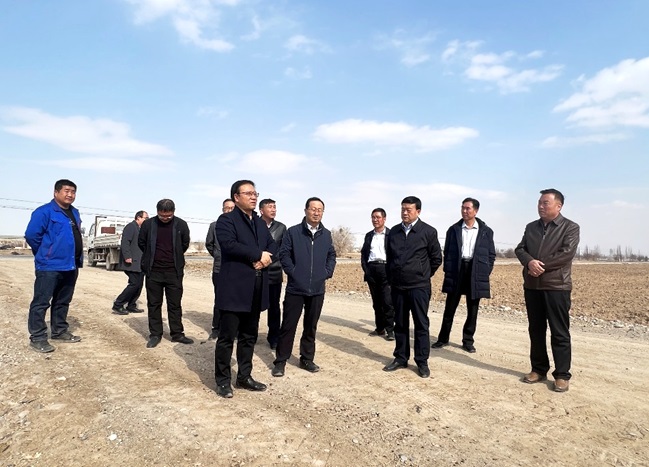 振興種業(yè)在行動,敦煌種業(yè)牽手奧凱種機(jī)、大禹節(jié)水現(xiàn)場對接推進(jìn)千畝智慧種業(yè)示范園區(qū)建設(shè)項目